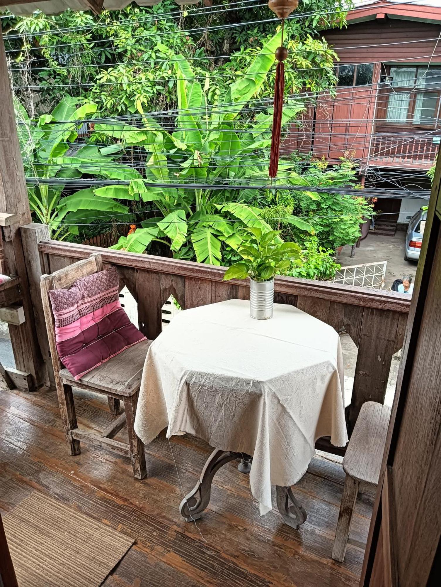 Huen Chiang Man Hostel (Adults Only) Chiang Mai Zewnętrze zdjęcie