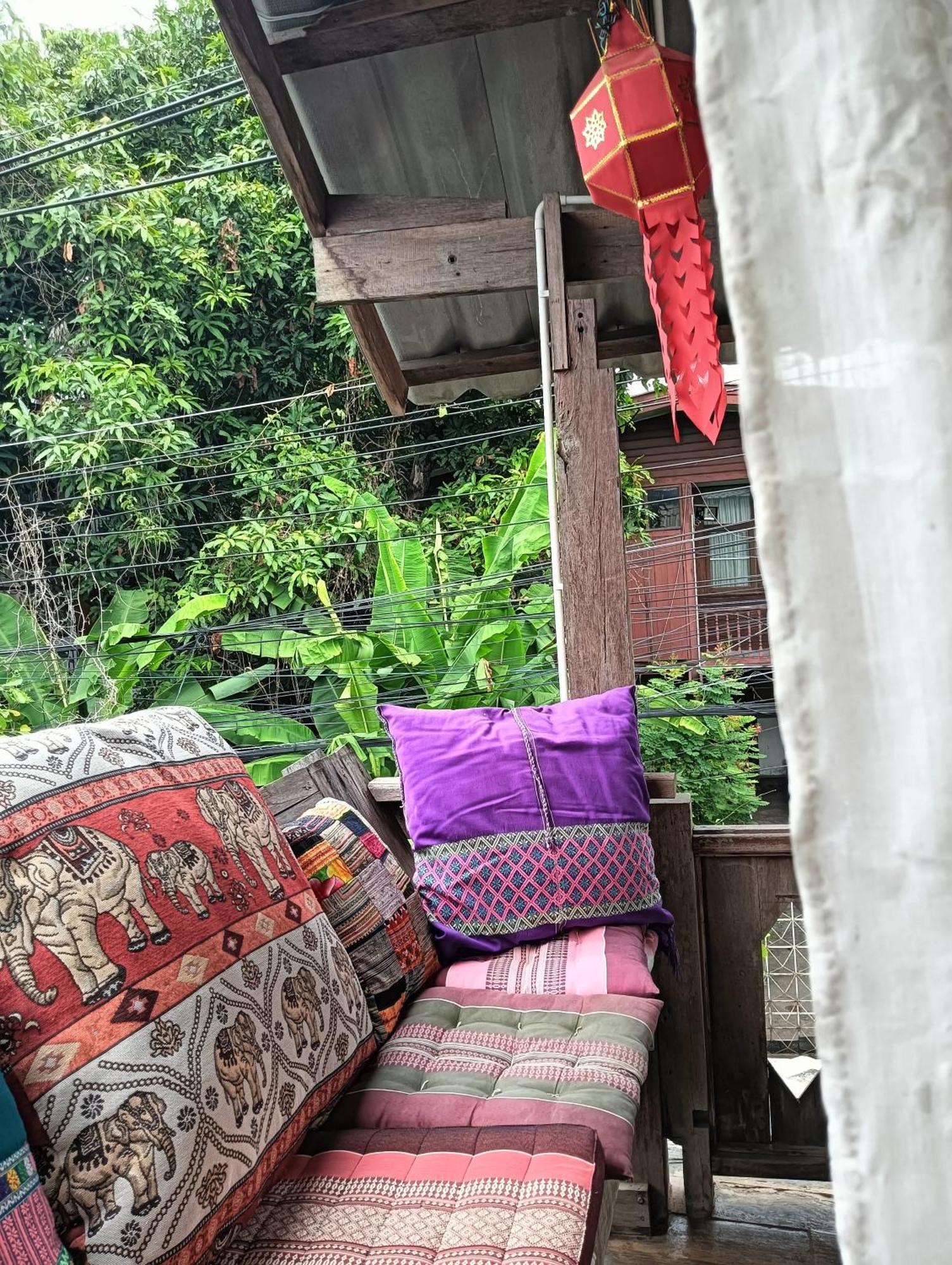 Huen Chiang Man Hostel (Adults Only) Chiang Mai Zewnętrze zdjęcie