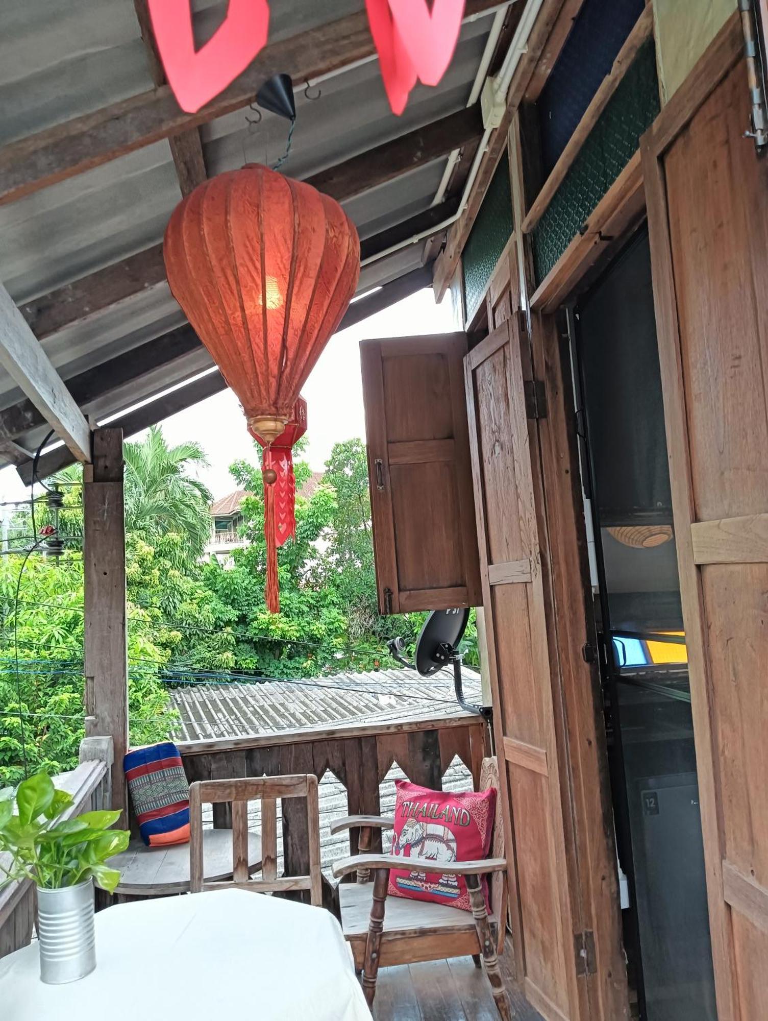 Huen Chiang Man Hostel (Adults Only) Chiang Mai Zewnętrze zdjęcie