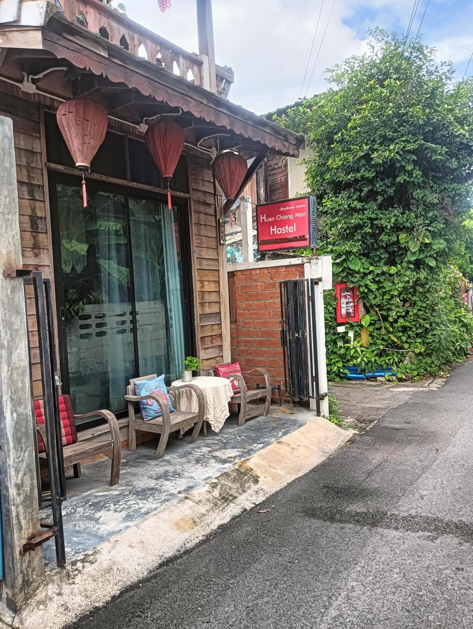 Huen Chiang Man Hostel (Adults Only) Chiang Mai Zewnętrze zdjęcie