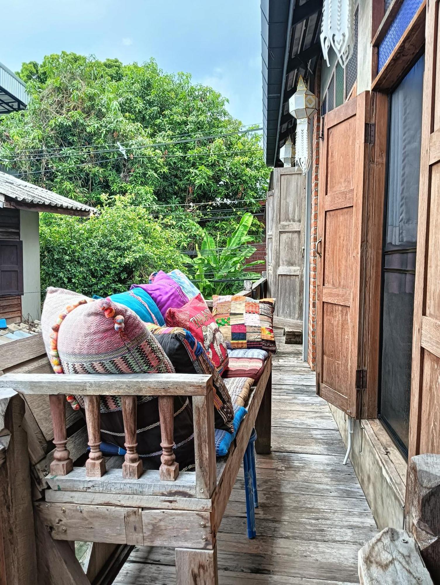 Huen Chiang Man Hostel (Adults Only) Chiang Mai Zewnętrze zdjęcie
