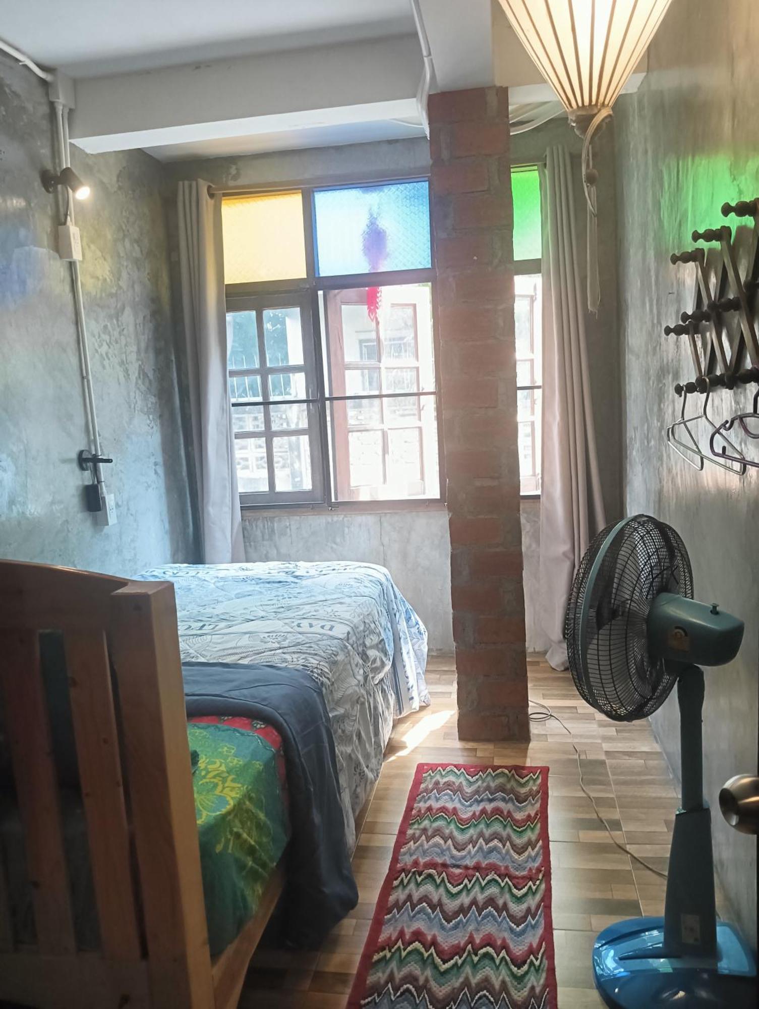 Huen Chiang Man Hostel (Adults Only) Chiang Mai Zewnętrze zdjęcie