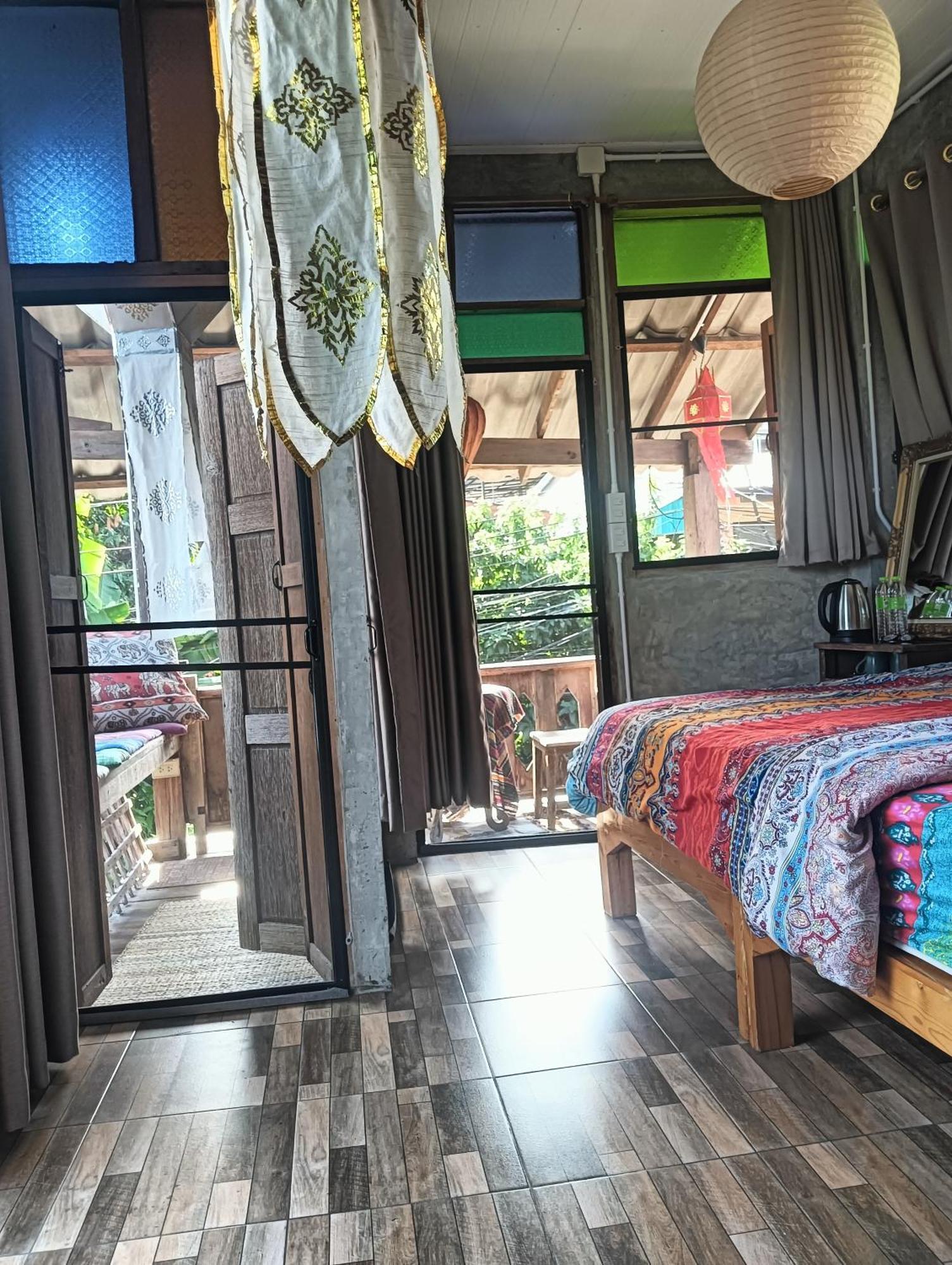 Huen Chiang Man Hostel (Adults Only) Chiang Mai Zewnętrze zdjęcie