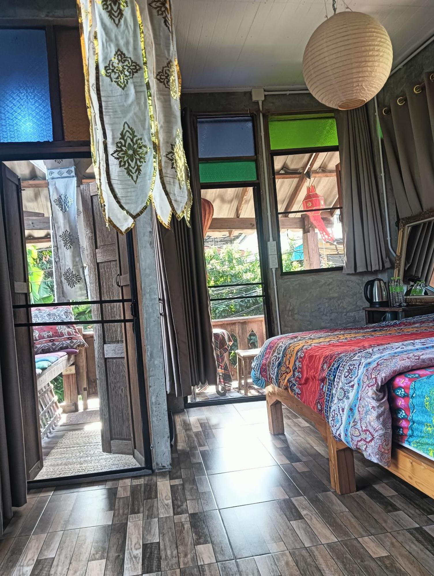 Huen Chiang Man Hostel (Adults Only) Chiang Mai Zewnętrze zdjęcie