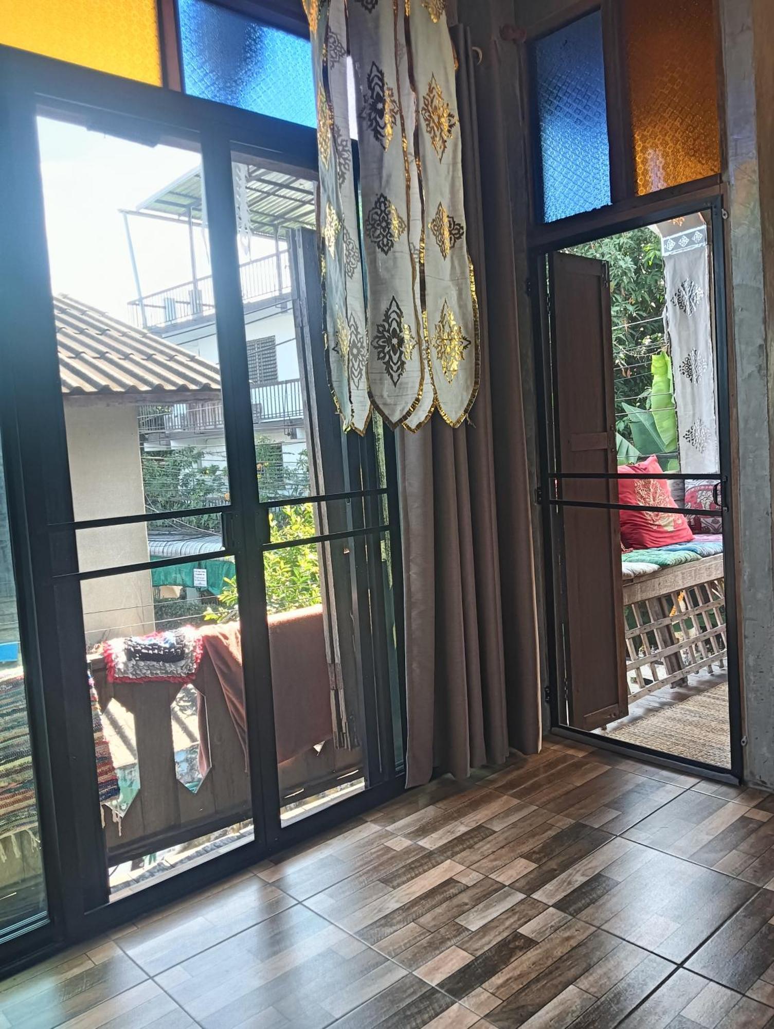 Huen Chiang Man Hostel (Adults Only) Chiang Mai Zewnętrze zdjęcie