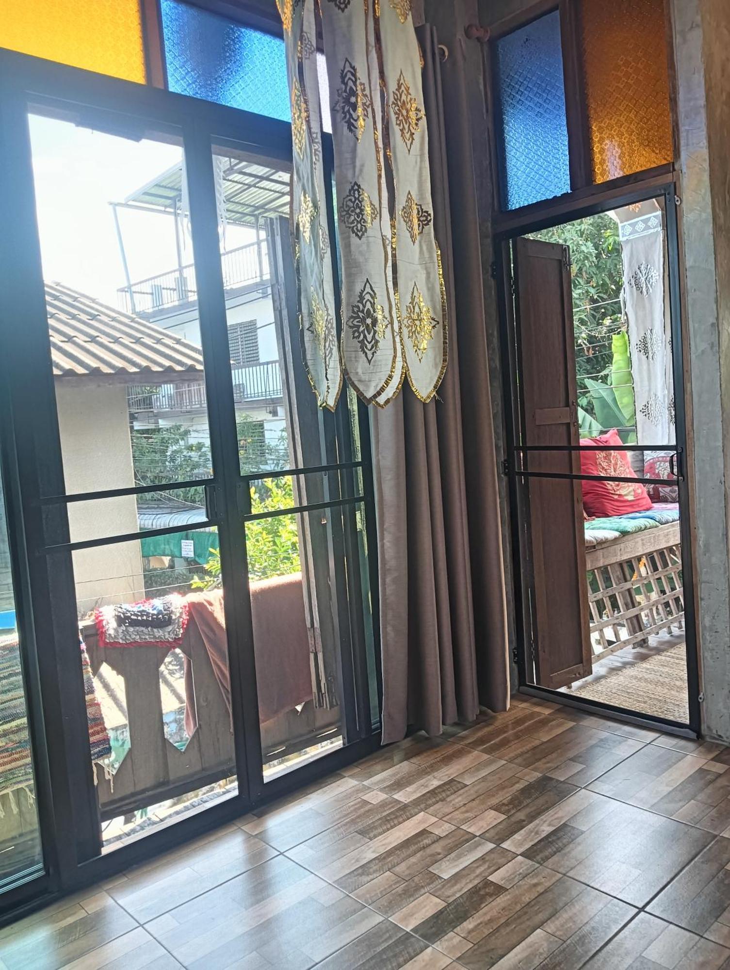 Huen Chiang Man Hostel (Adults Only) Chiang Mai Zewnętrze zdjęcie
